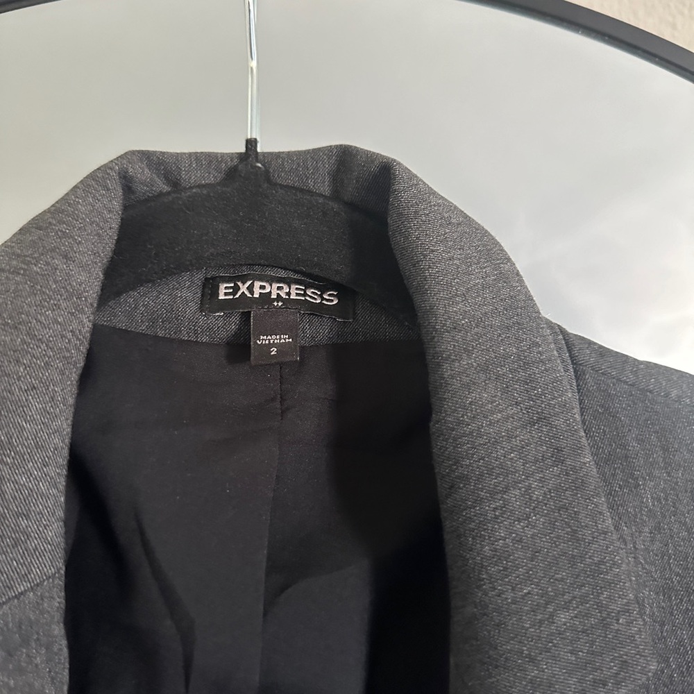 Express Grey Suit Blazer - Picture 9 of 10